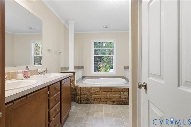 20692 Reese Rd, Dinwiddie, VA 23841