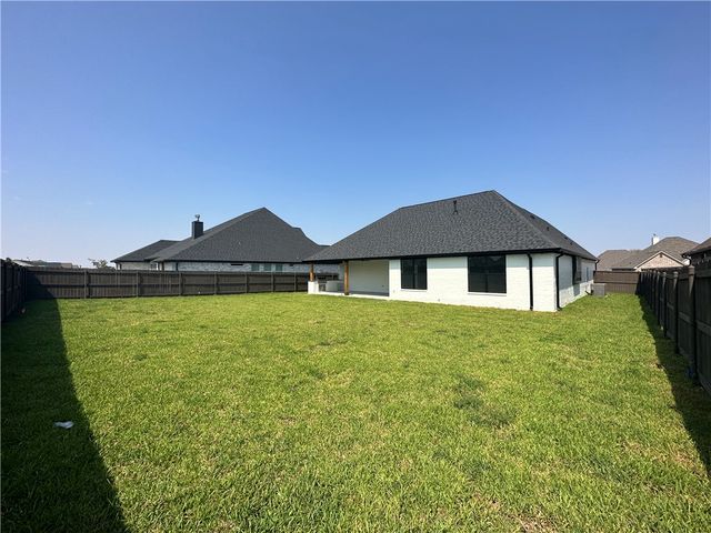 4302 Conestogo Court, Bryan, TX 77802