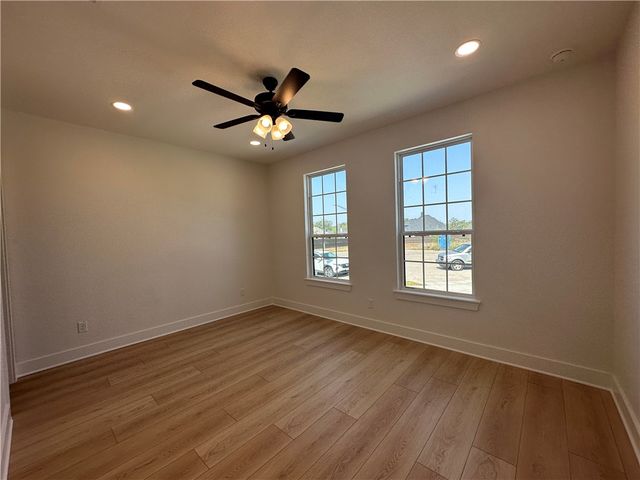 4302 Conestogo Court, Bryan, TX 77802