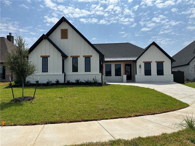4302 Conestogo Court, Bryan, TX 77802