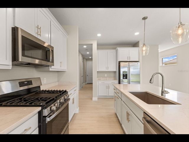 1099 WATERLINE COURT, Sarasota, FL 34240