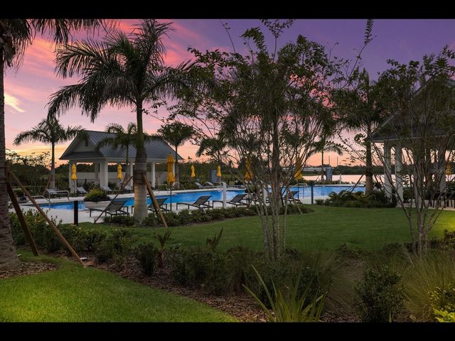 1099 WATERLINE COURT, Sarasota, FL 34240