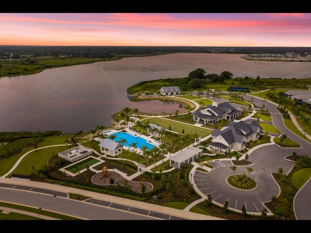 1099 WATERLINE COURT, Sarasota, FL 34240