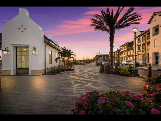 1099 WATERLINE COURT, Sarasota, FL 34240
