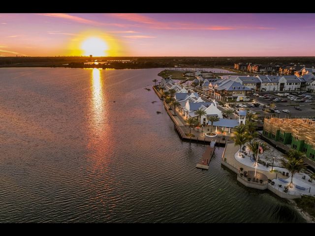 1099 WATERLINE COURT, Sarasota, FL 34240