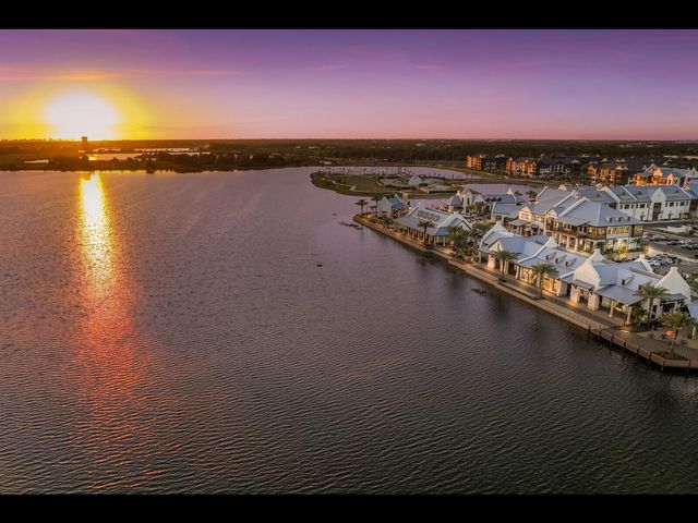 1099 WATERLINE COURT, Sarasota, FL 34240