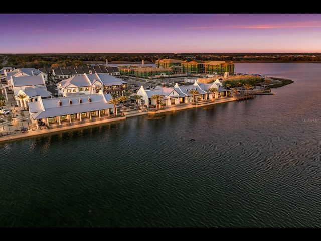 1099 WATERLINE COURT, Sarasota, FL 34240