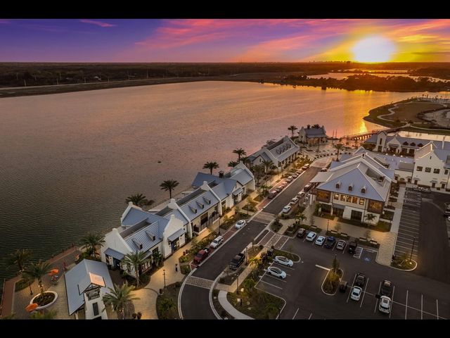 1099 WATERLINE COURT, Sarasota, FL 34240