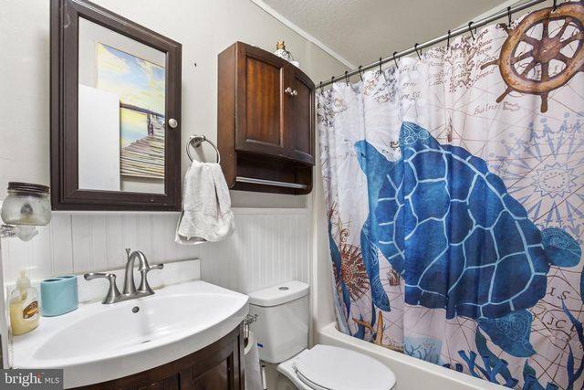 154 WORRELL LN, Colonial Beach, VA 22443