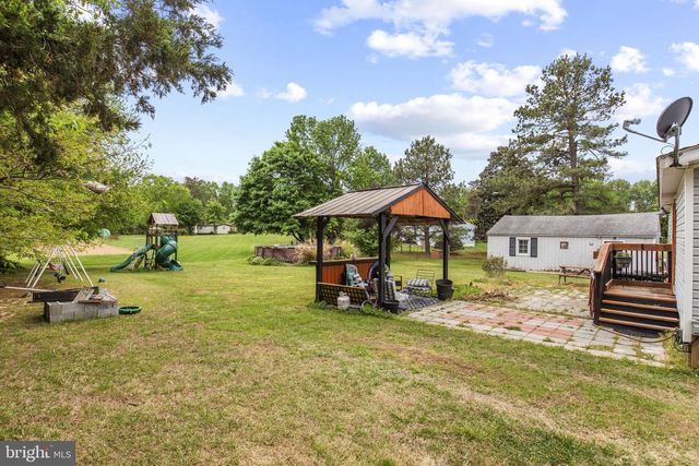154 WORRELL LN, Colonial Beach, VA 22443
