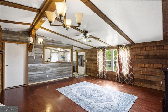 154 WORRELL LN, Colonial Beach, VA 22443
