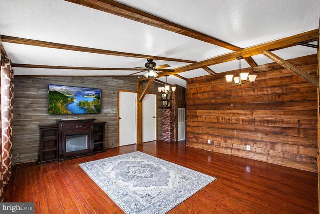 154 WORRELL LN, Colonial Beach, VA 22443