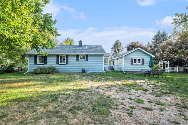 281 Ronald Street NE, Cedar Springs, MI 49319