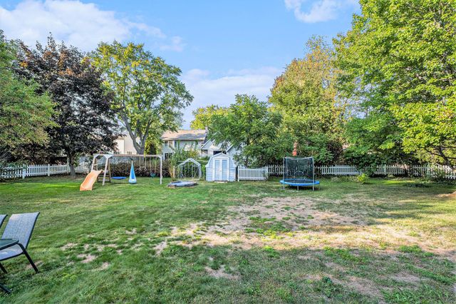 281 Ronald Street NE, Cedar Springs, MI 49319