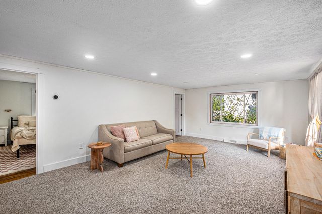 281 Ronald Street NE, Cedar Springs, MI 49319