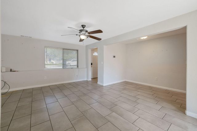 1408 N Park Street, Visalia, CA 93291