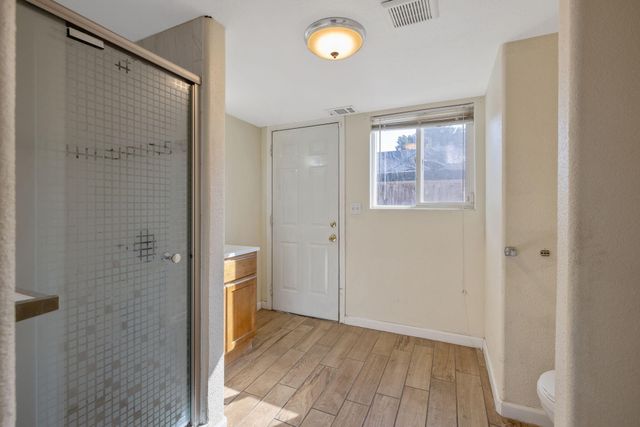 1408 N Park Street, Visalia, CA 93291