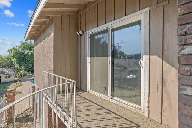 1408 N Park Street, Visalia, CA 93291