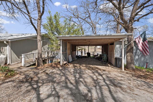 248 Lakeside Drive, Bowie, TX 76230