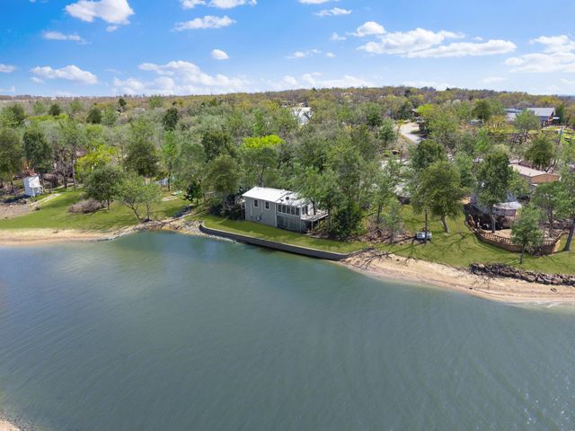 248 Lakeside Drive, Bowie, TX 76230