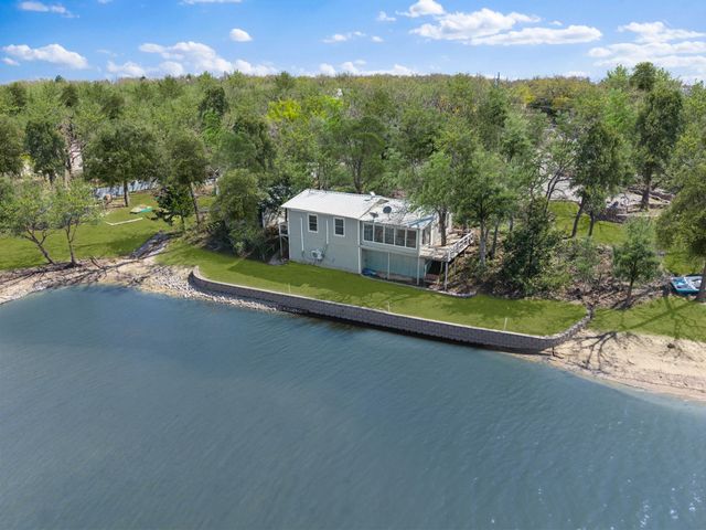 248 Lakeside Drive, Bowie, TX 76230