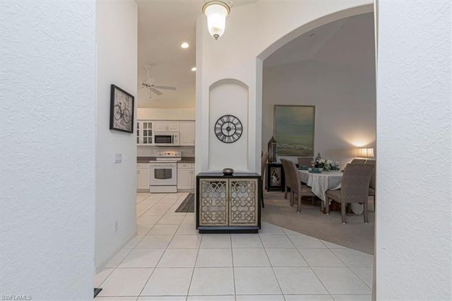 8535 Ibis Cove CIR M661, Naples, FL 34119