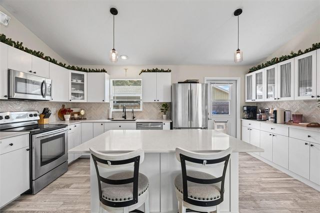 429 PATTERSON AVENUE, Osprey, FL 34229