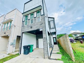 8131 Saint Louis Street, Houston, TX 77028