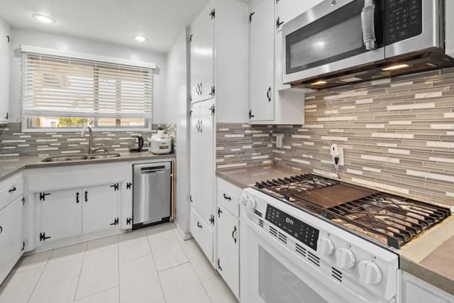 7273 Arillo St, San Diego, CA 92111
