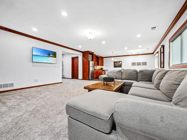 1599 Donway Court NE, Alexandria, MN 56308