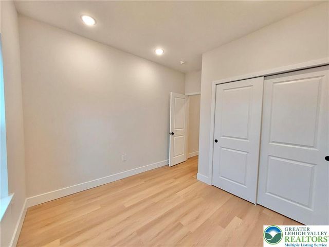 920 Centre Street, Easton, PA 18042