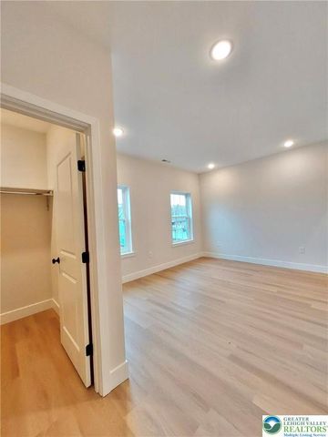 920 Centre Street, Easton, PA 18042