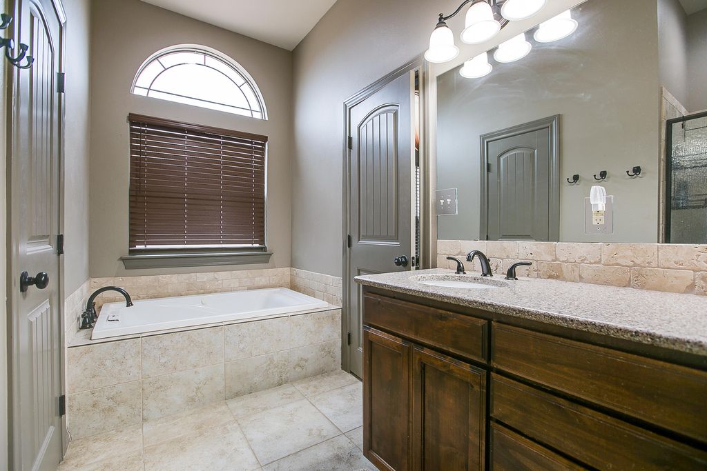 Image 16 of property listing at 8483 Puma Court, San Angelo, TX 76901