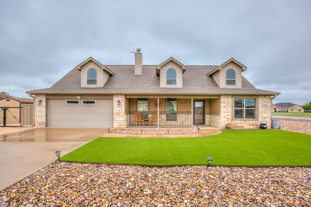 Image 2 of property listing at 8483 Puma Court, San Angelo, TX 76901