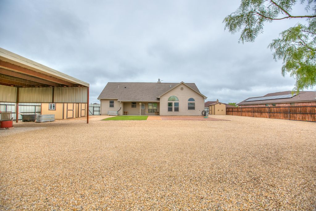 Image 25 of property listing at 8483 Puma Court, San Angelo, TX 76901