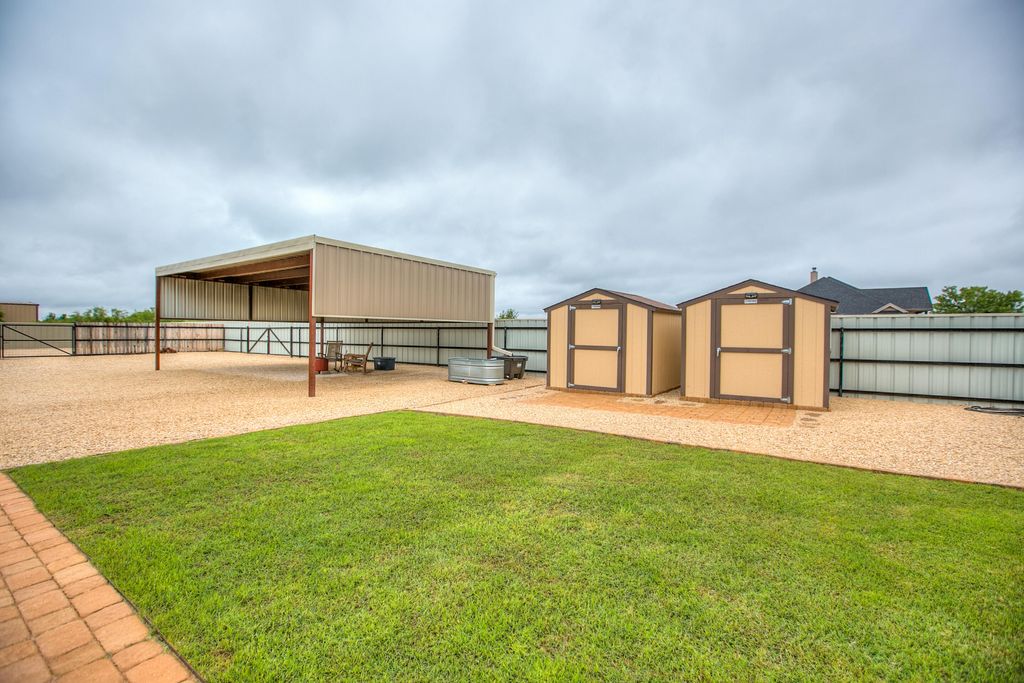 Image 27 of property listing at 8483 Puma Court, San Angelo, TX 76901