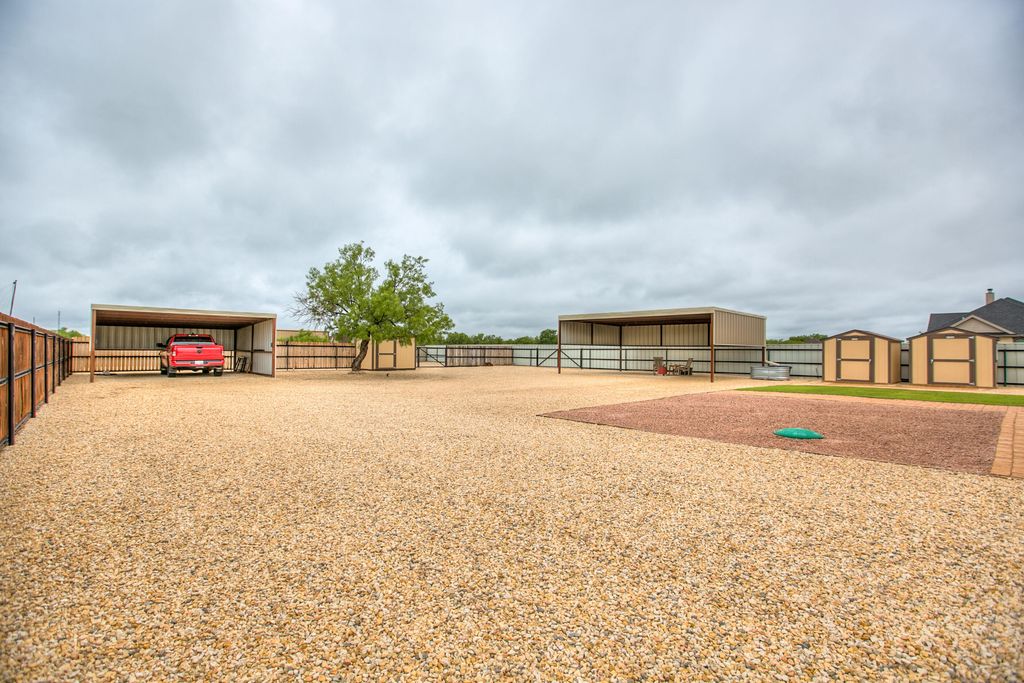 Image 29 of property listing at 8483 Puma Court, San Angelo, TX 76901