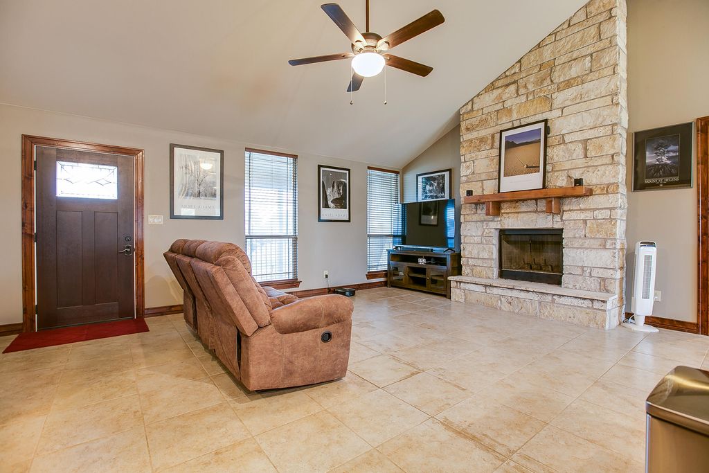 Image 8 of property listing at 8483 Puma Court, San Angelo, TX 76901