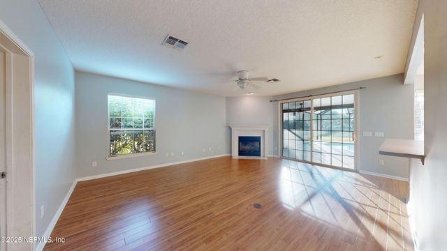 281 VILLAGE GREEN Avenue, St. Johns, FL 32259