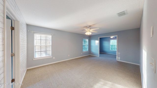 281 VILLAGE GREEN Avenue, St. Johns, FL 32259