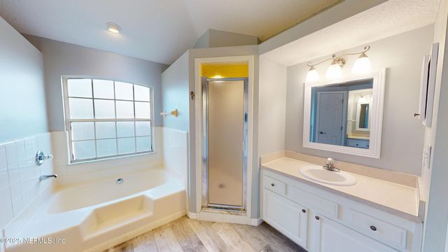 281 VILLAGE GREEN Avenue, St. Johns, FL 32259