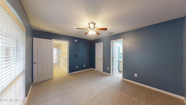 281 VILLAGE GREEN Avenue, St. Johns, FL 32259