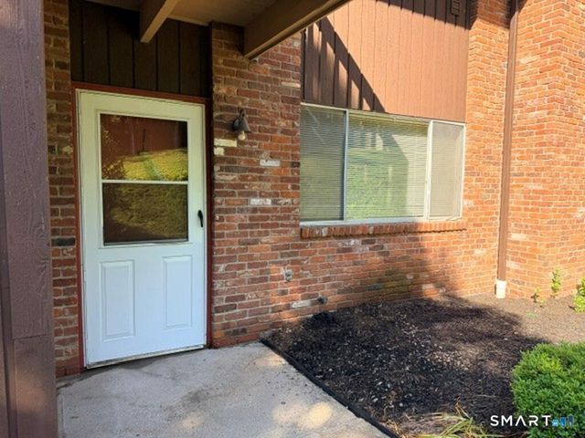 264 Lyman Road 1-1, Wolcott, CT 06716