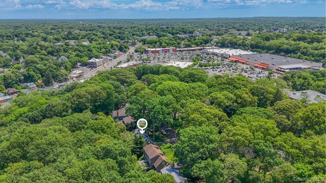 41 Semon Road, Huntington, NY 11743