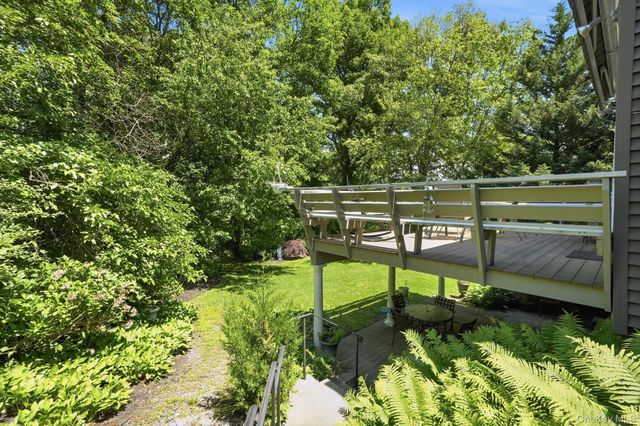 41 Semon Road, Huntington, NY 11743
