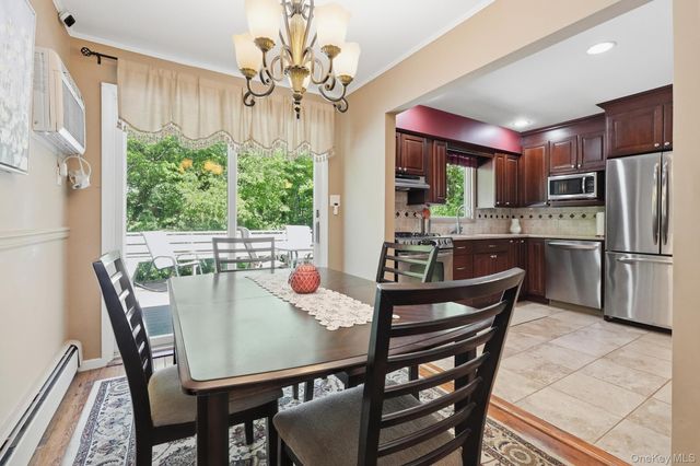 41 Semon Road, Huntington, NY 11743