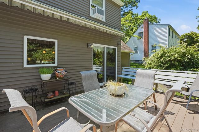 41 Semon Road, Huntington, NY 11743