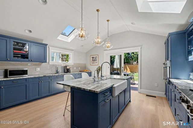5 Old Kings Highway, Greenwich, CT 06870