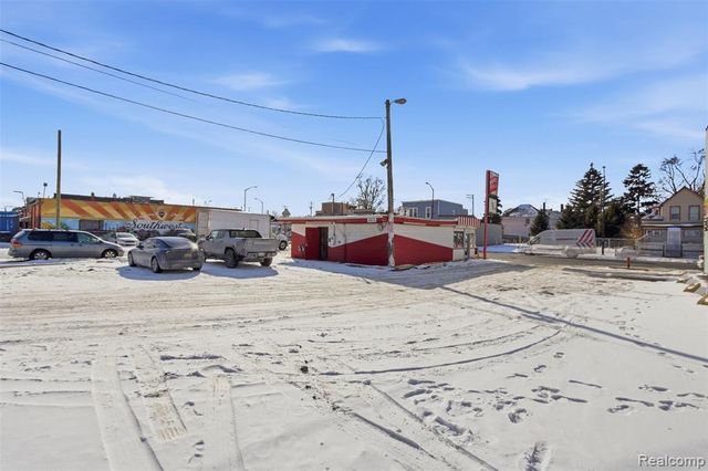 2010 Springwells Street, Detroit, MI 48209