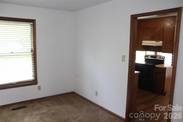 205 Inglewood Drive, Morganton, NC 28655